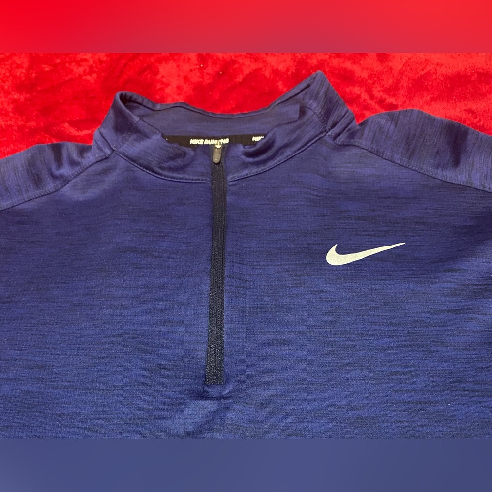 XL- Nike Navy Blue Running Shirt with Thumb Holes! Seriously like New! - Picture 6 of 15